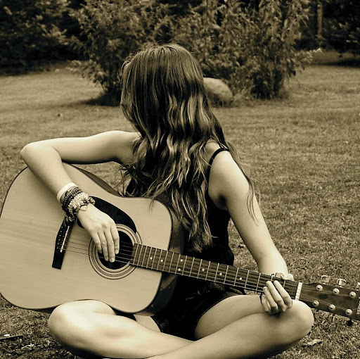 Meghan Moran Photo 22