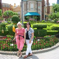Debra Holliday Photo 6