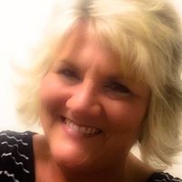 Lori Francis Photo 16