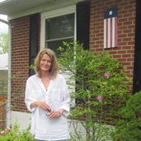 Angelia Russell Photo 17
