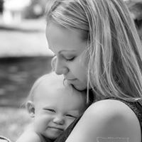 Sara Kratzer Photo 9