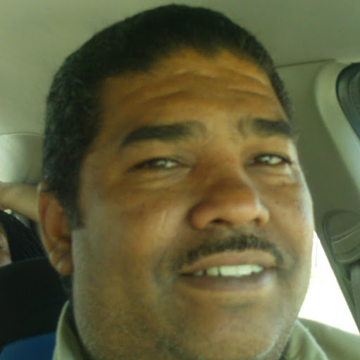 Richard Santiago Photo 34