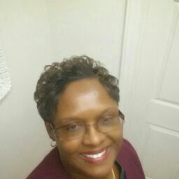 Gloria Lowe Photo 31