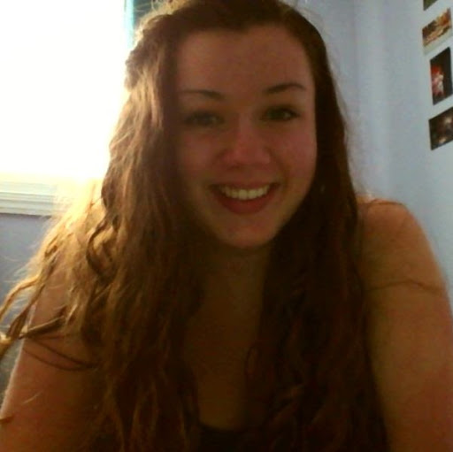 Lindsay Welch Photo 21
