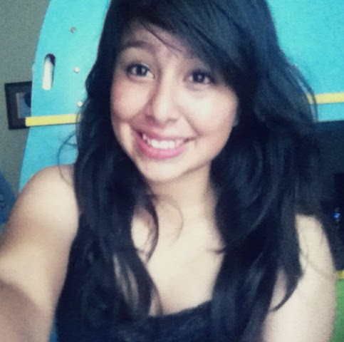 Jennifer Castaneda Photo 36