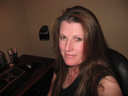 Lisa Stephens Photo 6