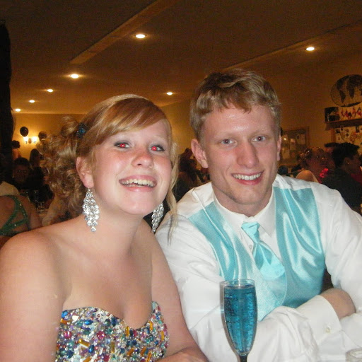 Laurel Anderson Photo 22