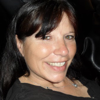 Robin Howell Photo 40