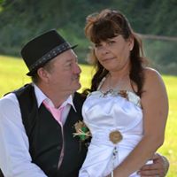 Lori Winters Photo 5