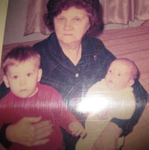 Gloria Wallace Photo 8