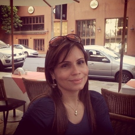 Michelle Andrade Photo 51