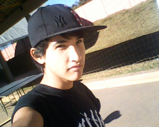 Julio Lara Photo 39