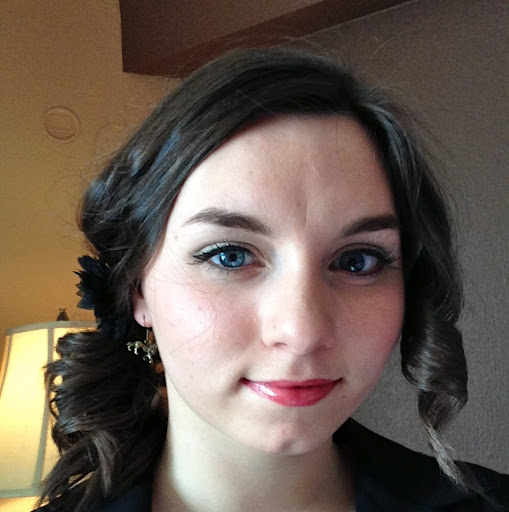 Rebecca Poulsen Photo 9