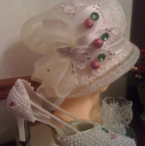 Debra Holmes Photo 26