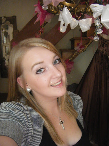 Joanna Perry Photo 22