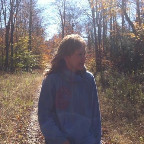 Valerie Nolan Photo 32
