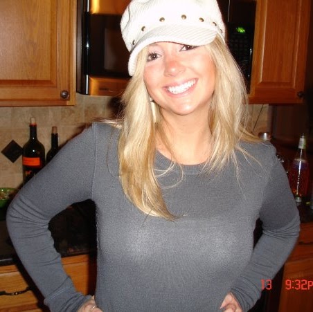 Leah Howard Photo 23