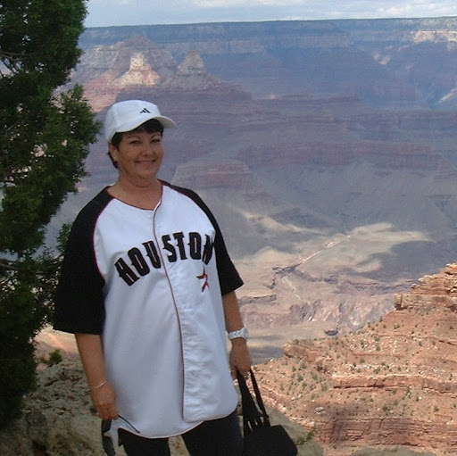 Marilyn Cooper Photo 39