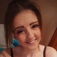 Ellie Phillips Photo 36