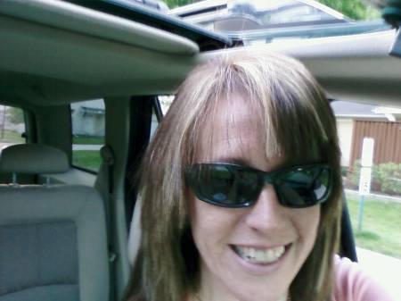 Cindy Hooper Photo 7