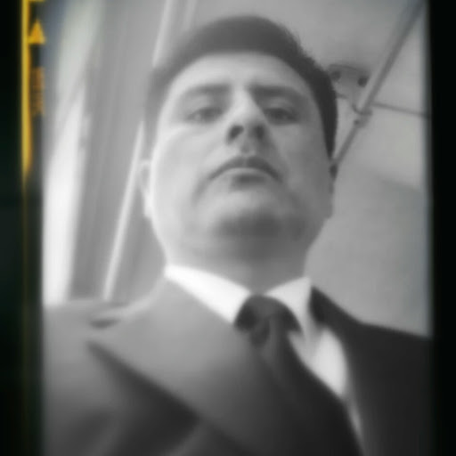 Johnny Castro Photo 15