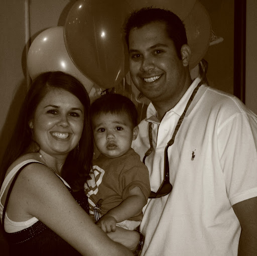 Julie Villarreal Photo 28