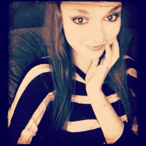 Sarah Wallace Photo 5
