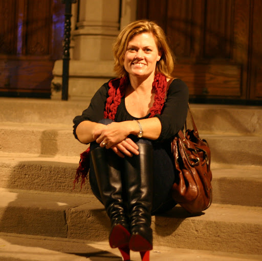 Elizabeth Quinn Photo 31