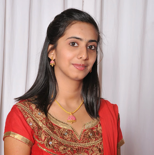 Karishma Reddy Photo 5