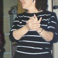 Sandy Rowe Photo 10