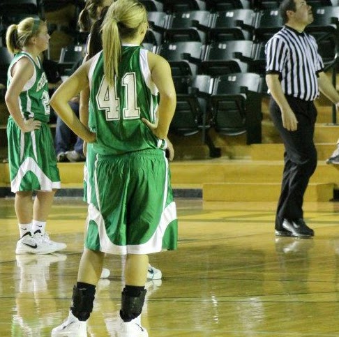 Anna Rogers Photo 9
