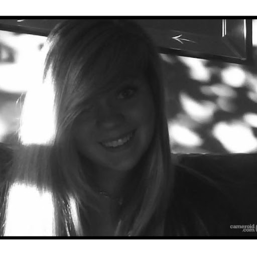 Megan Goss Photo 7