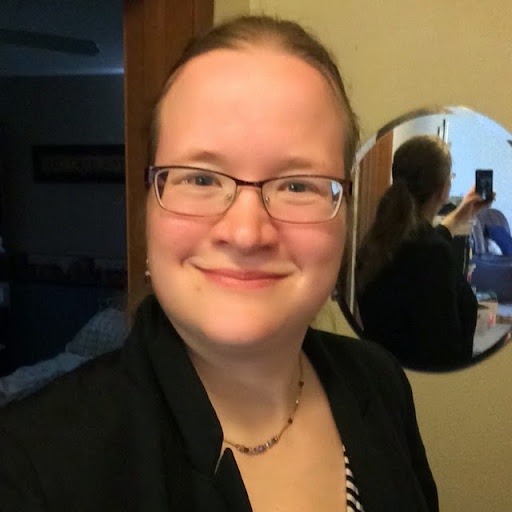 Anna Scholl Photo 12