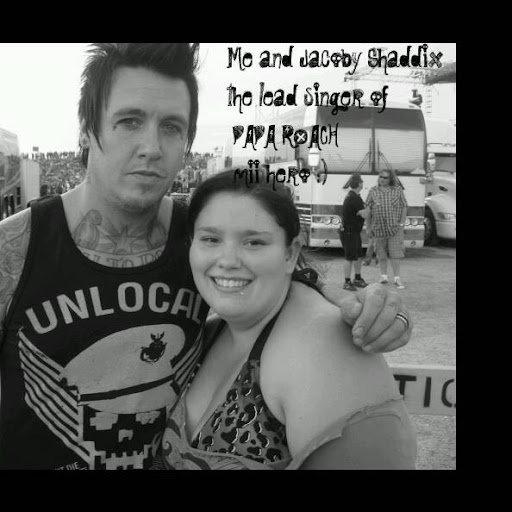 Brandi Matthews Photo 12