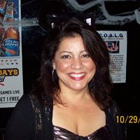 Lisa Heyer Photo 14