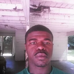 Donovan Kelly Photo 4