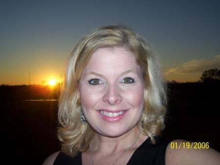 Heather Givens Photo 29