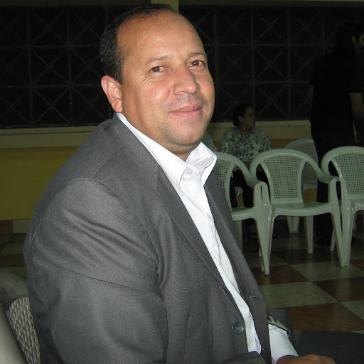 Antonio Vivas Photo 5