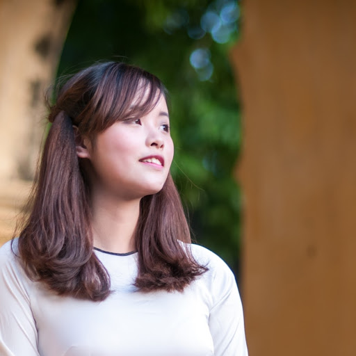 Vy Dinh Photo 16