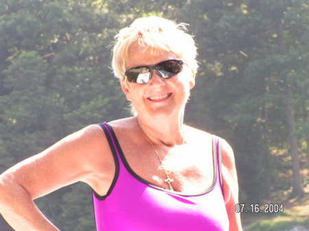 Maureen Wilson Photo 16