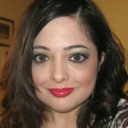 Michelle Torres Photo 17