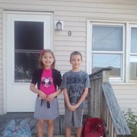 Elizabeth Boyer Photo 49