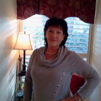 Paula Turner Photo 9