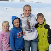 Jennifer Landis Photo 14