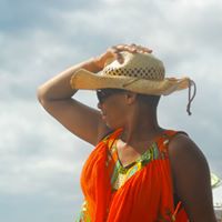 Terri Wooden Photo 15