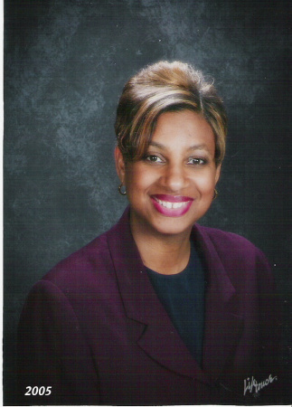 Pamela Jones Photo 26