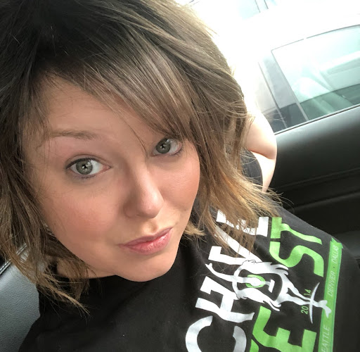 Leah Lewis Photo 39