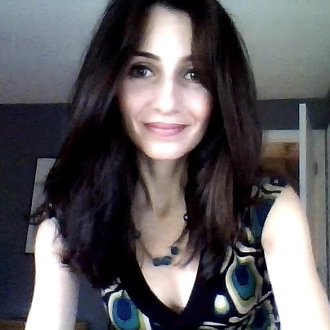 Lisa Walker Photo 22