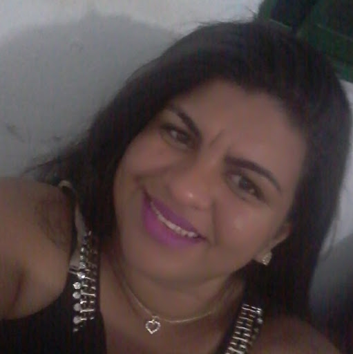 Kelly Rocha Photo 10