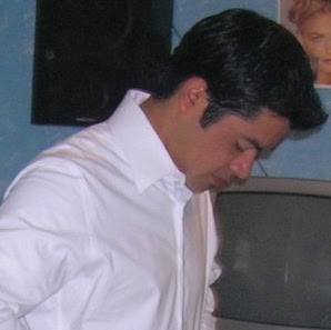 Alejandro Silva Photo 44